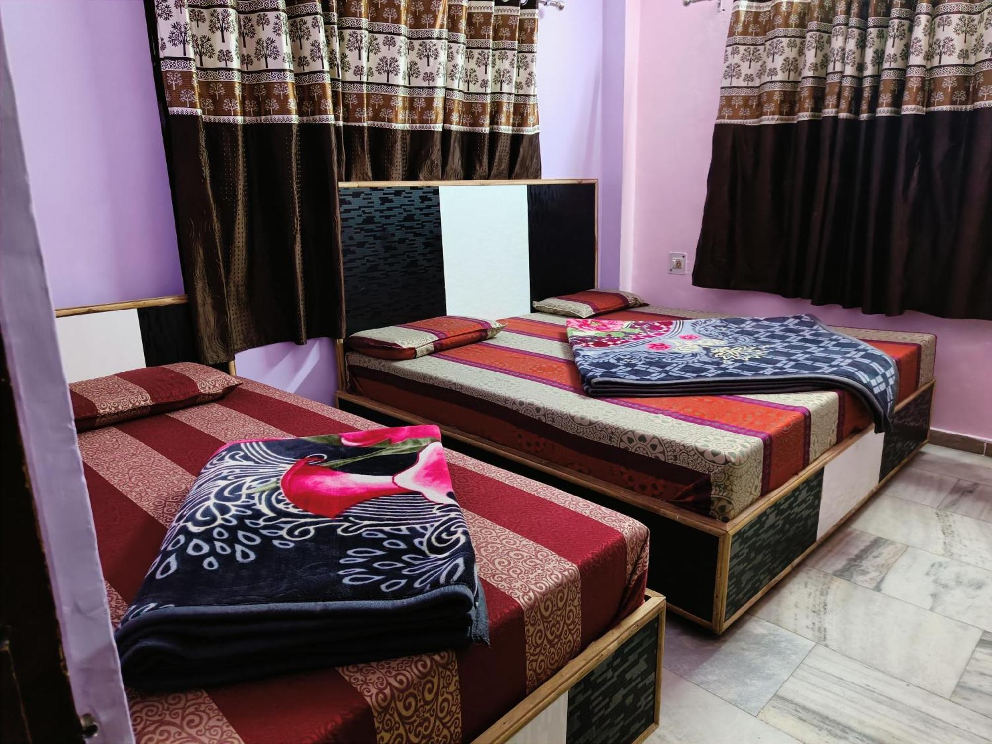 Hotel Hari Ganga - Harkipauri Road Haridwār Exterior foto
