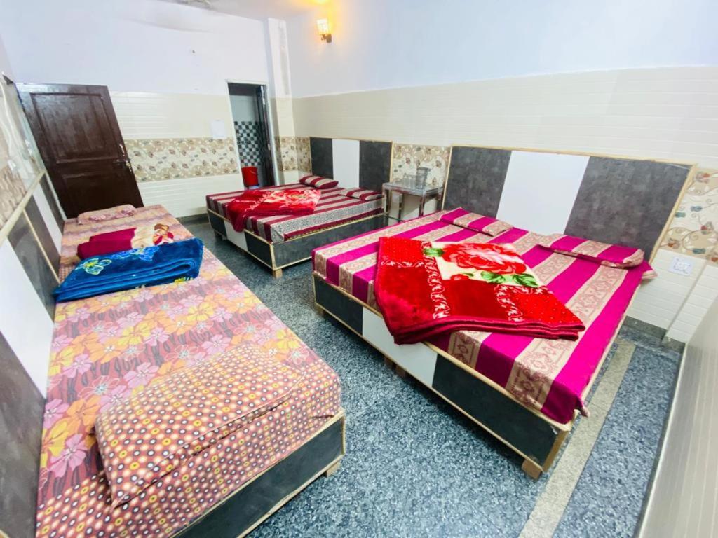 Hotel Hari Ganga - Harkipauri Road Haridwār Exterior foto